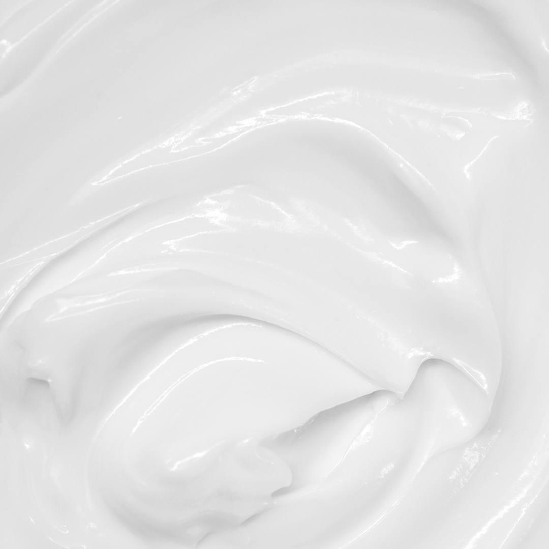 Texture fraîche et légère de la crème de jour aloe vera