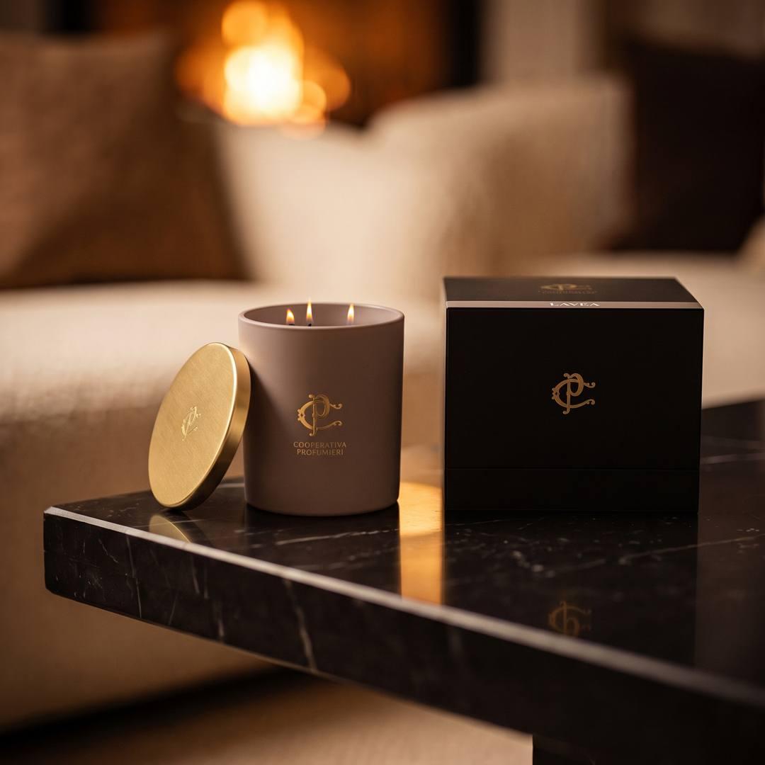 Bougie LAVÉA dans une ambiance apaisante