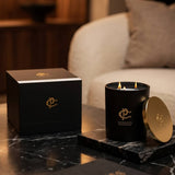 Bougie MUSKÉ dans une ambiance raffinée